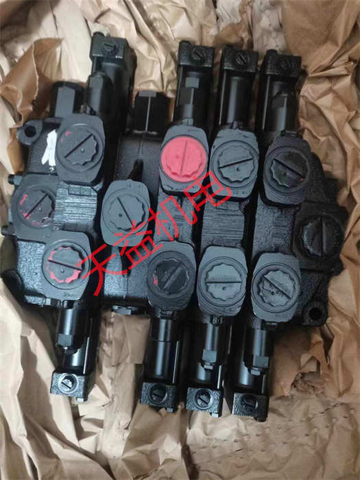 天益机电 VICKERS 工业产品   "CVCS 40 PC 20" "3489204597 (1)" "C18DB107E32 0U99009900F" "CVCS 40 PC 20 1" 